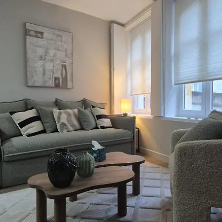 Les Murs By Le Clos *