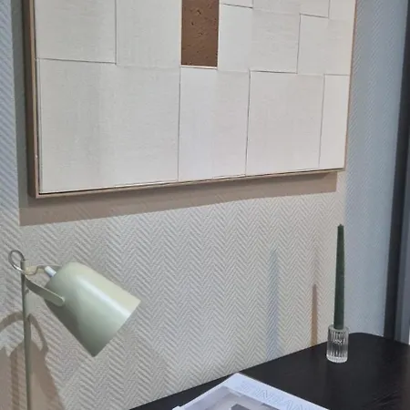 Les Murs By Le Clos * Μετς