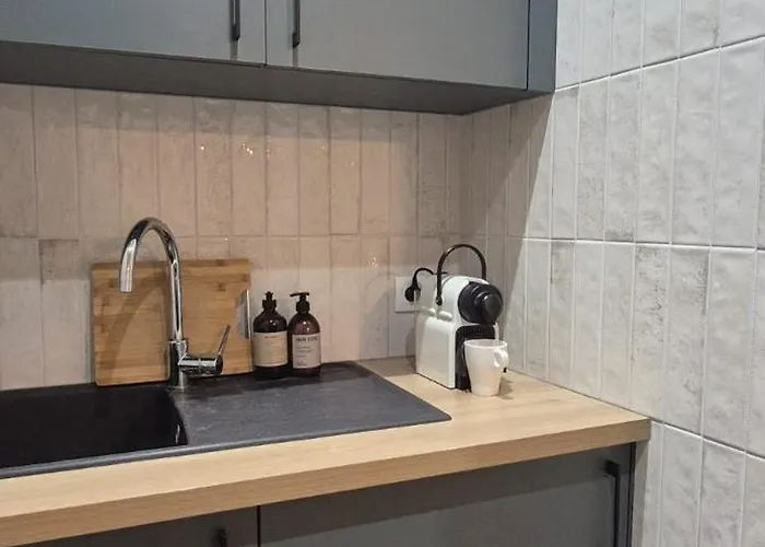 Les Murs By Le Clos * Mety